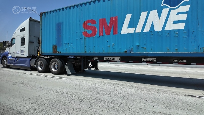 LTL vs FTL：你的美国物流该选拼车还是整车？